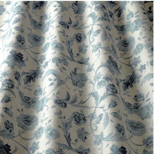country vintage design retro rustikalny doplnok zavesy elegantna latka tapety textil poliester viskoza vzorovane kvitnuce bytovy dizajn renovacia modra.jpg